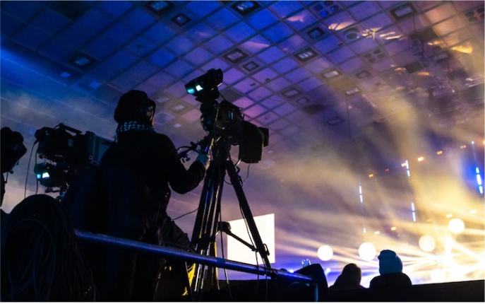 Une image de concert filmé en live avec une caméra